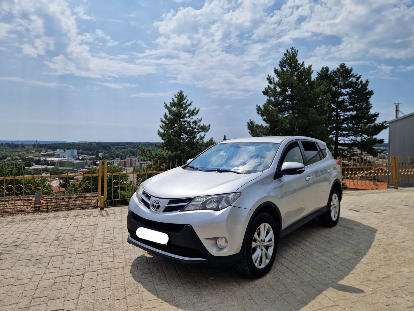 Toyota Rav4  Бартер 4x4 D4D Камера Подгрев, снимка 3 - Автомобили и джипове - 55124377