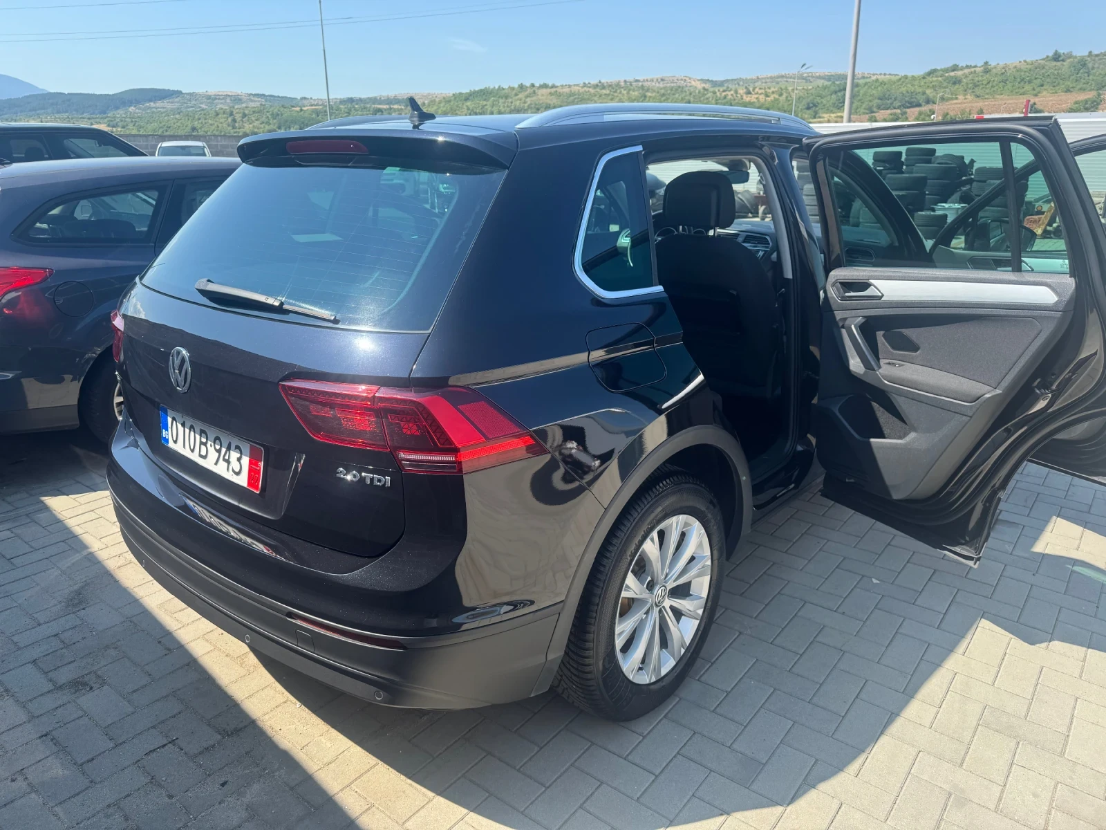 VW Tiguan, снимка 4 - Автомобили и джипове - 55198311