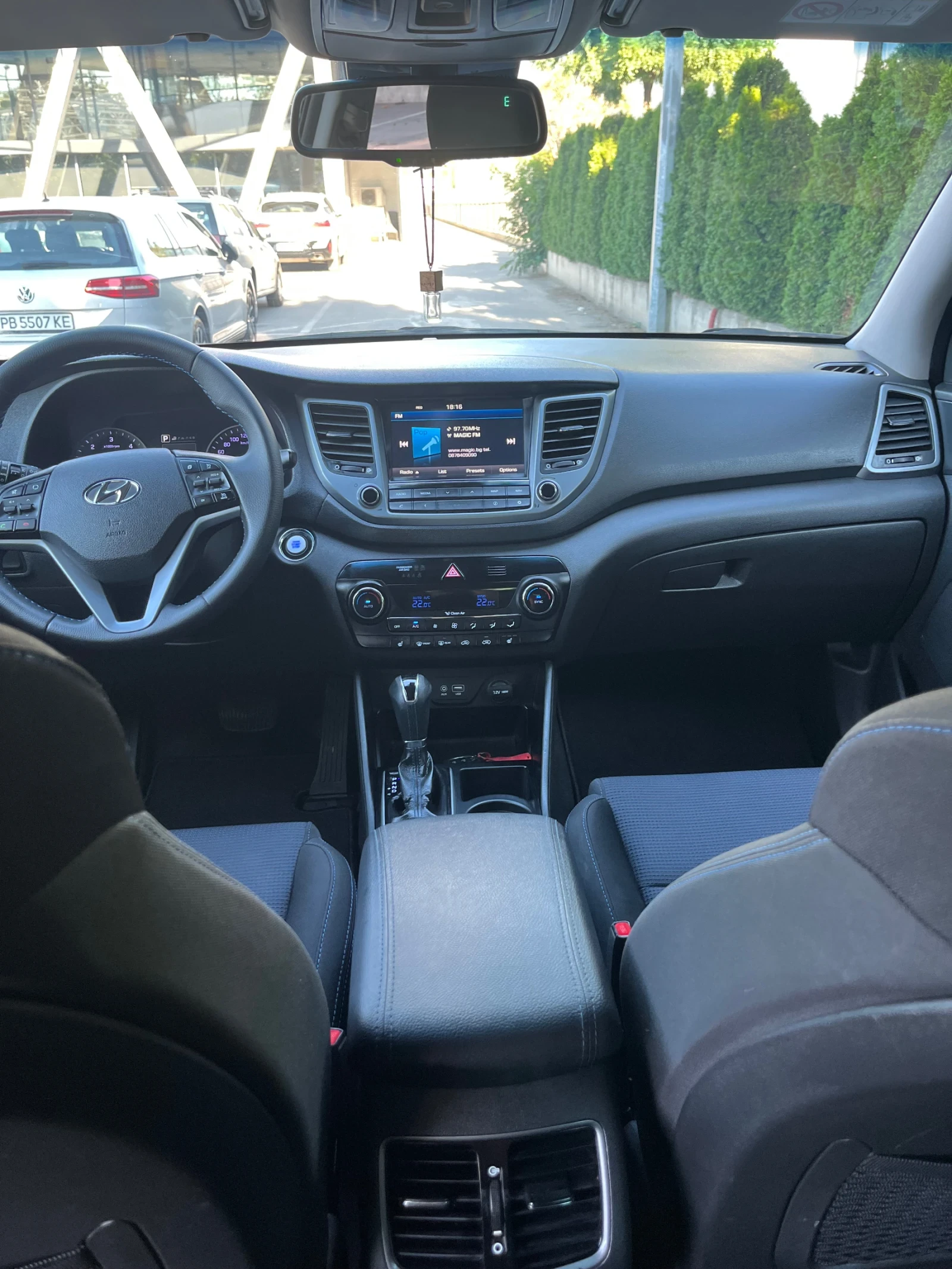 Hyundai Tucson 2.0 CRDI 136 kc 4x4, снимка 8 - Автомобили и джипове - 55693958