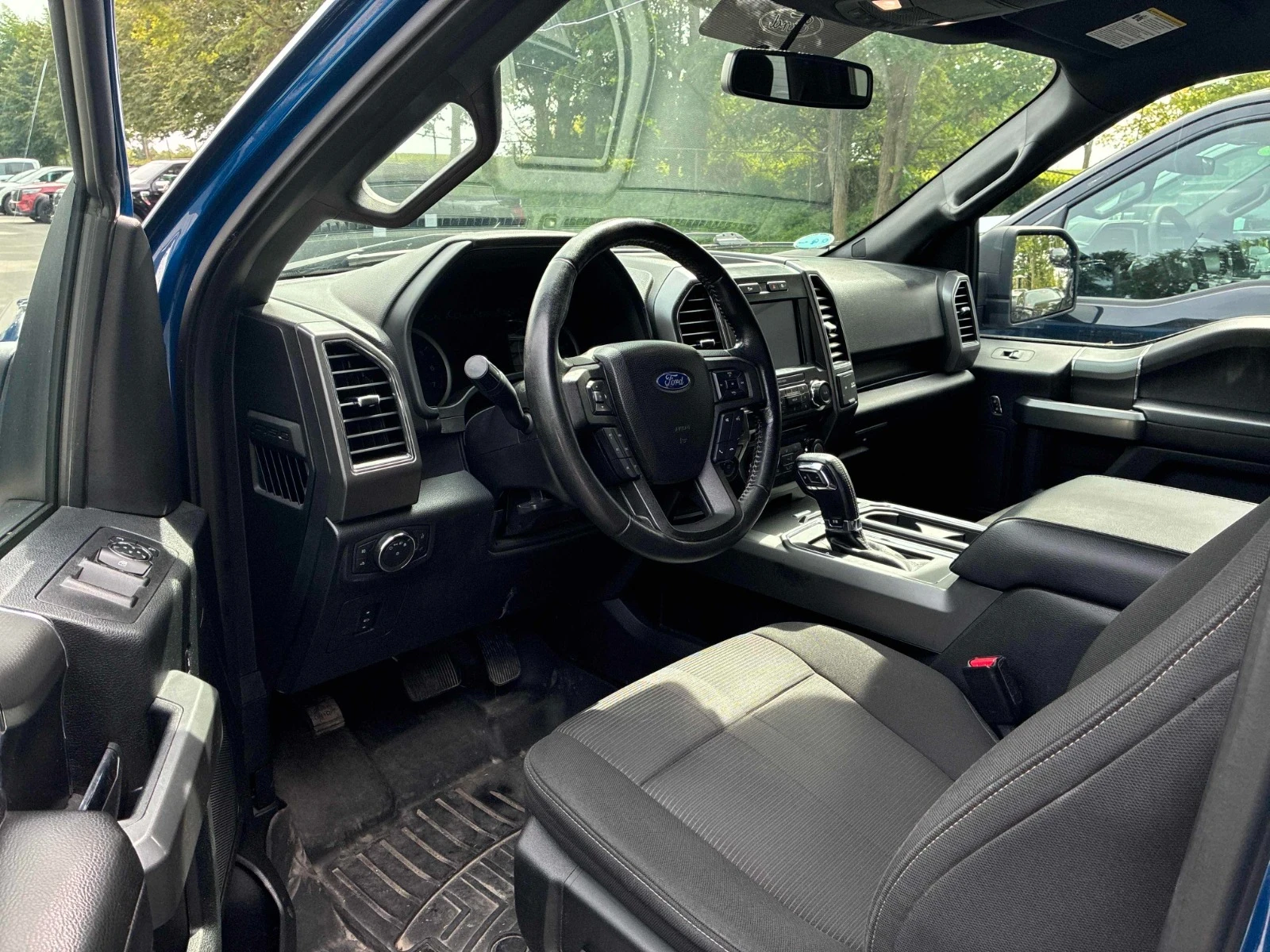 Ford F150 4WD SuperCrew | 2017| Без Удари, снимка 8 - Автомобили и джипове - 55768730