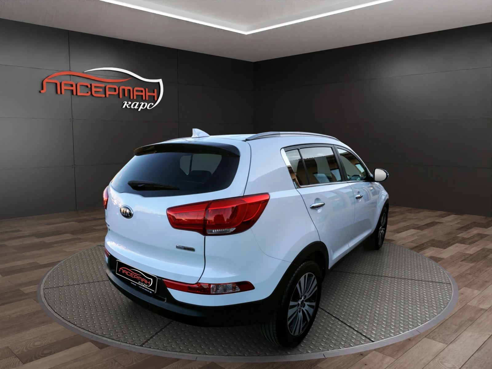 Kia Sportage 1.7CRDI HIGH TECH, снимка 3 - Автомобили и джипове - 56221351