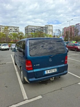 Mercedes-Benz V 220, снимка 10