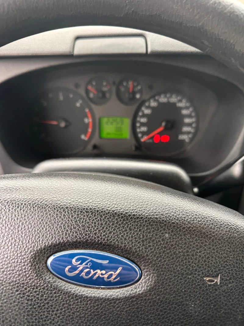 Ford Transit 100T330 8+ 1 Климатик, снимка 9 - Бусове и автобуси - 53306592