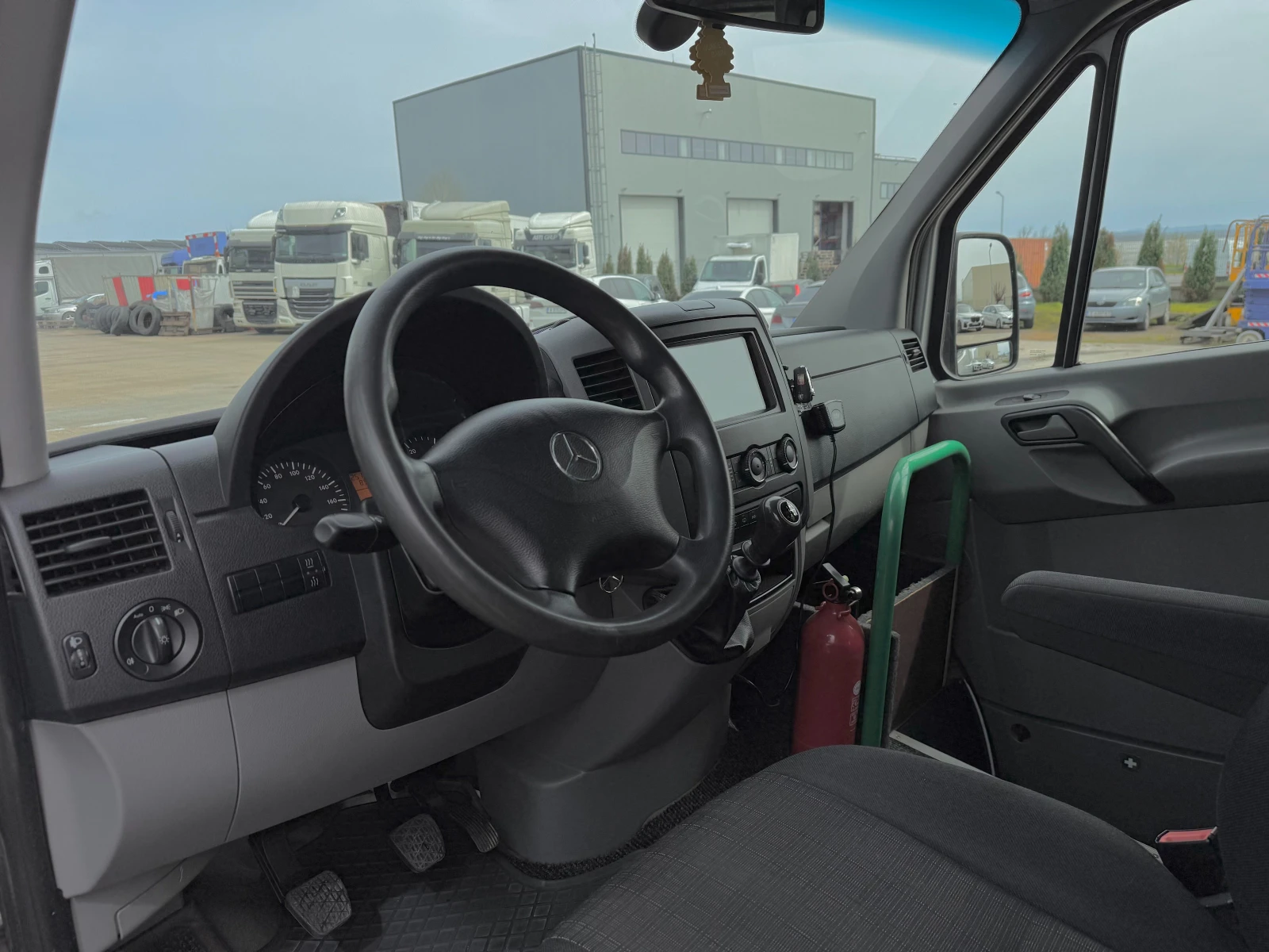 Mercedes-Benz Sprinter / 8+ 1 / Android / Clima /  | Mobile.bg � ����������� 9