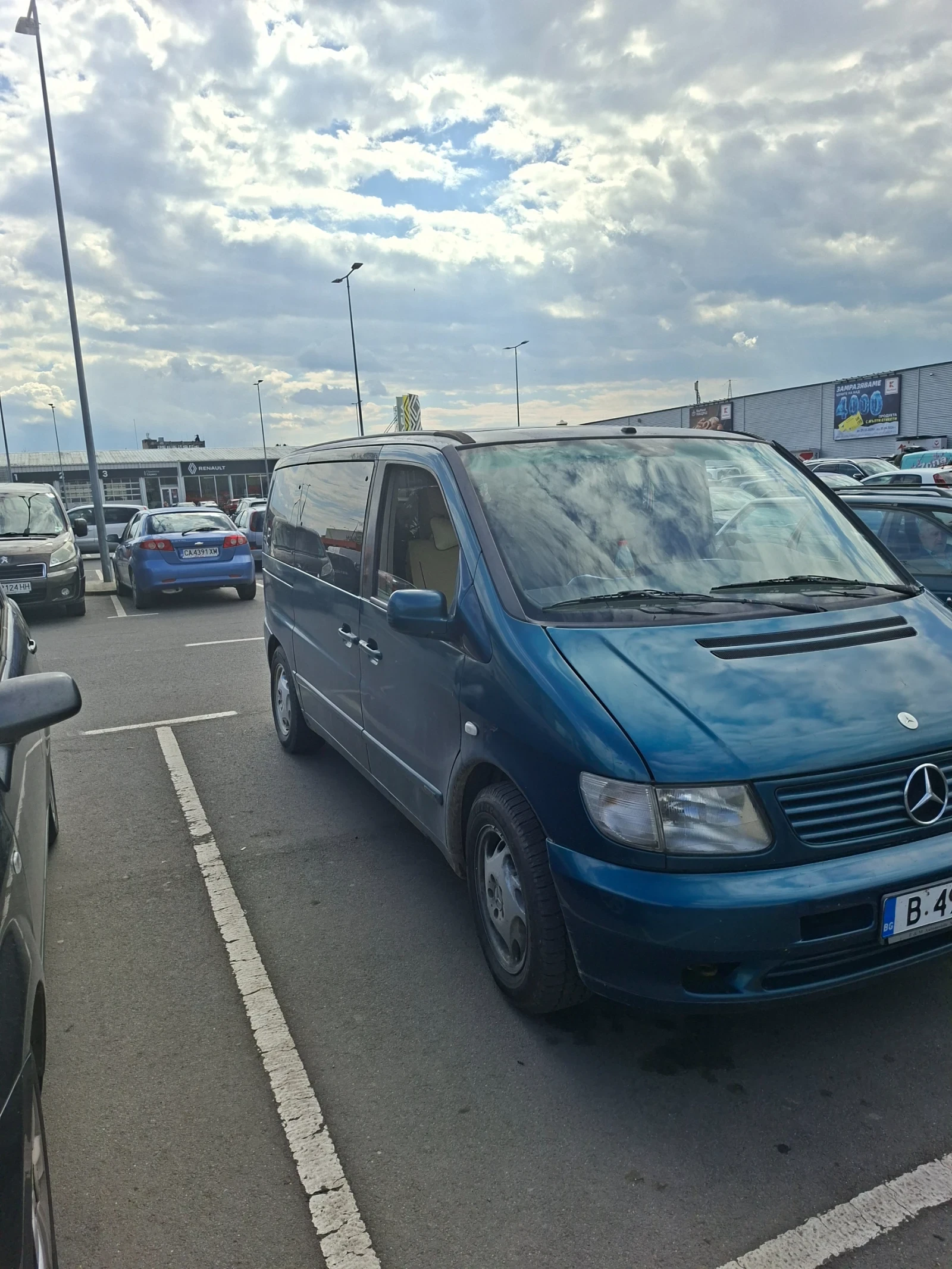 Mercedes-Benz V 220, снимка 2 - Бусове и автобуси - 54347198