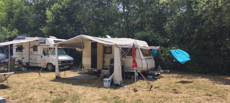 Каравана Dethleffs, снимка 2 - Каравани и кемпери - 52436012