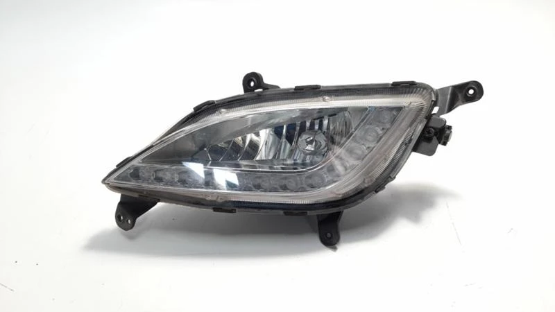 ХАЛОГЕН HYUNDAI i30 LED 2012- LH   92201A6110 / 92201-A6110, снимка 1 - Части - 36253405