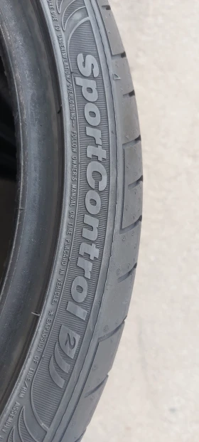 Гуми Летни 235/35R19, снимка 6