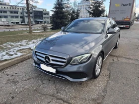 Mercedes-Benz E 220, снимка 2