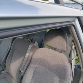 Hyundai Trajet 2.0 i 16V (136 Hp), снимка 10