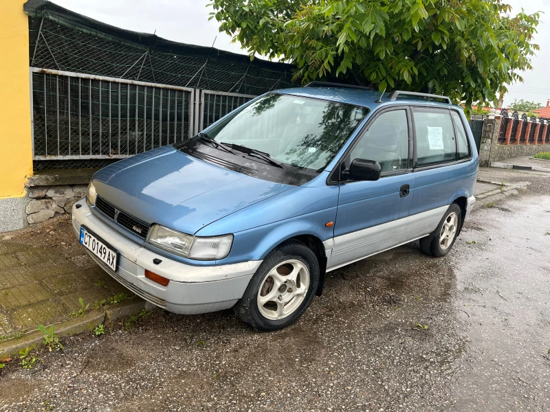 Mitsubishi Space runner, снимка 1 - Автомобили и джипове - 47647507