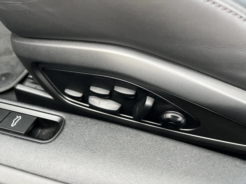 Porsche 911 992.2 CARRERA/FACELIFT/SPORT CHR/MATRIX/BOSE/PANO/, снимка 10 - Автомобили и джипове - 50365141