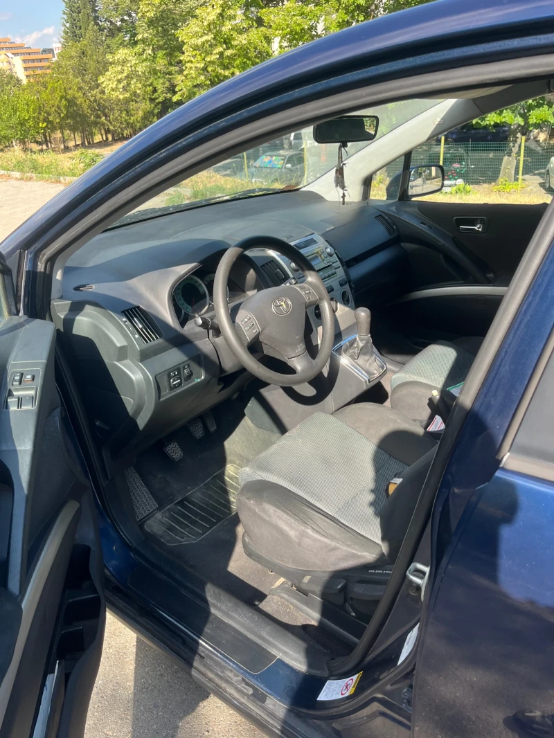 Toyota Corolla verso D4D, снимка 6 - Автомобили и джипове - 52045211