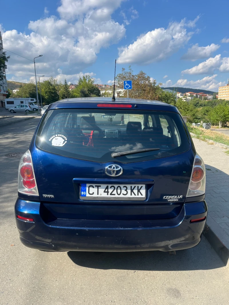 Toyota Corolla verso D4D, снимка 5 - Автомобили и джипове - 52045211