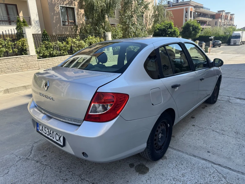 Renault Clio Symbol 1, 6 I, снимка 6 - Автомобили и джипове - 51702176