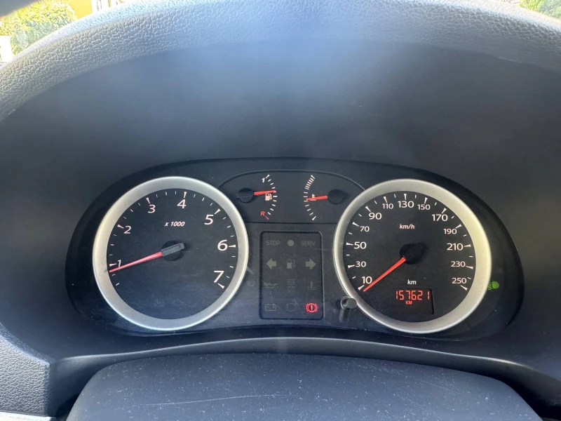 Renault Clio Symbol 1, 6 I, снимка 9 - Автомобили и джипове - 51702176