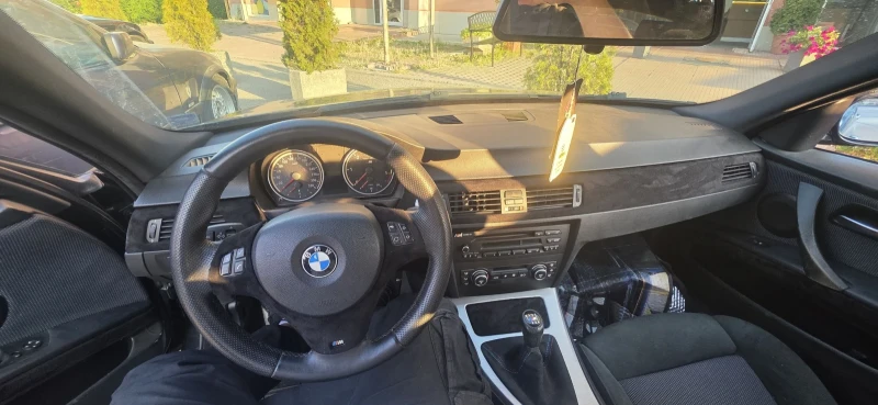BMW 320 ///M Sport , снимка 9 - Автомобили и джипове - 52648683