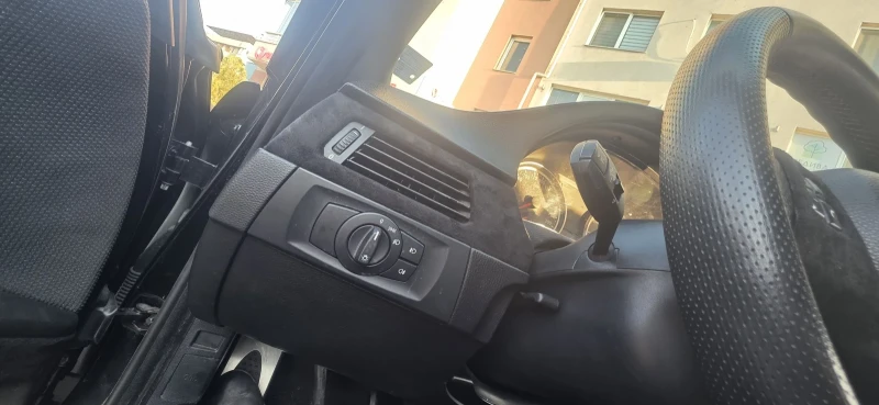 BMW 320 ///M Sport , снимка 10 - Автомобили и джипове - 52648683