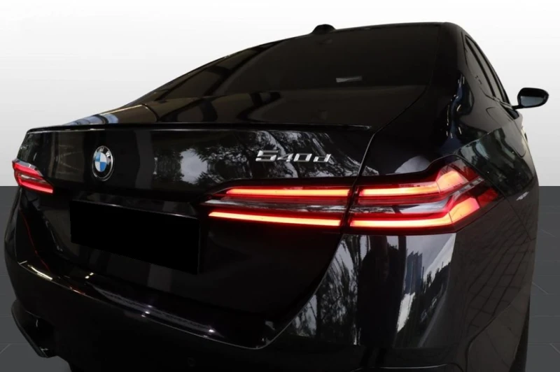 BMW 540 M-Sport xDrive, снимка 5 - Автомобили и джипове - 52388135