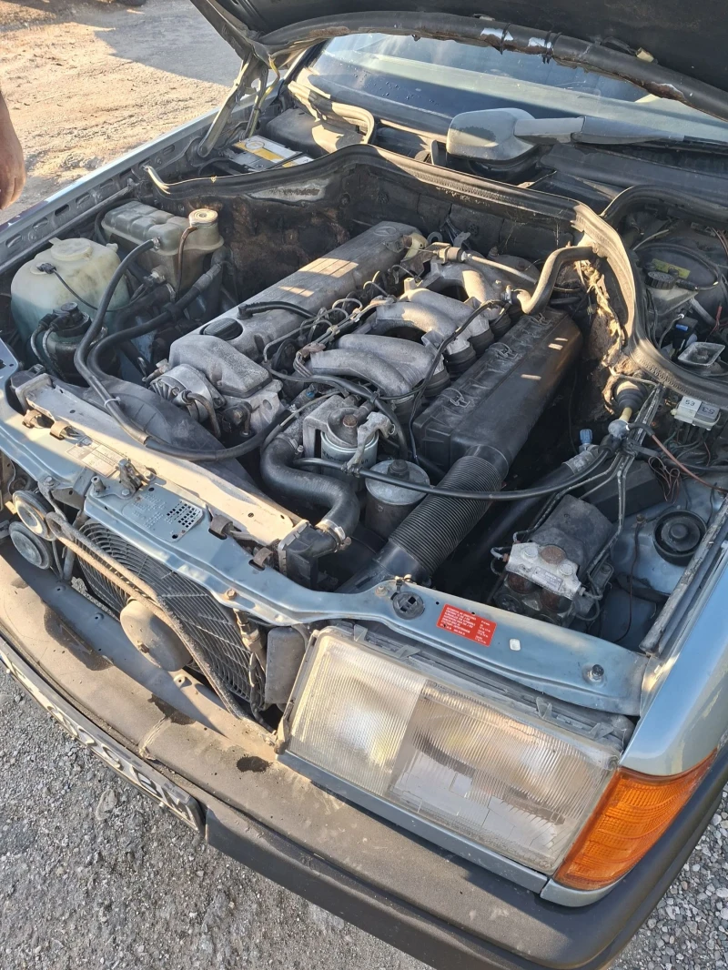 Mercedes-Benz 124, снимка 10 - Автомобили и джипове - 52403117