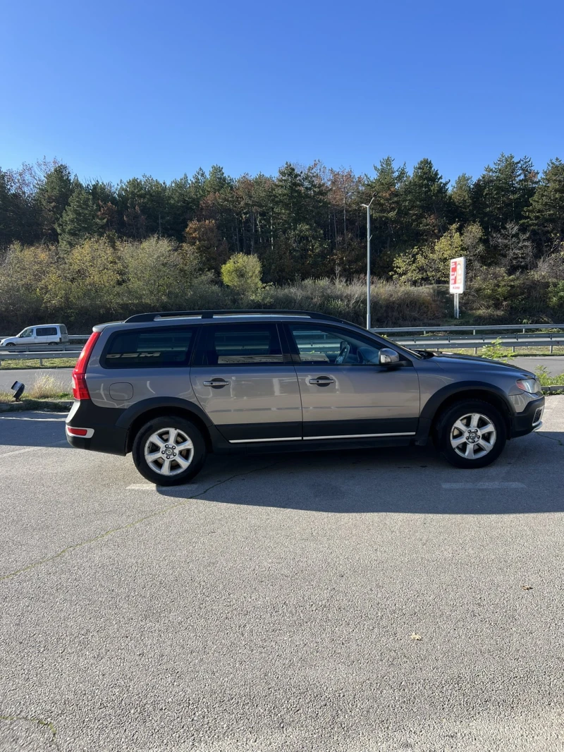 Volvo Xc70 D5 4X4, снимка 5 - Автомобили и джипове - 52555583