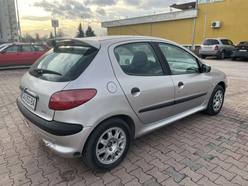 Peugeot 206 ГАЗ, Бензин, снимка 4 - Автомобили и джипове - 52592594