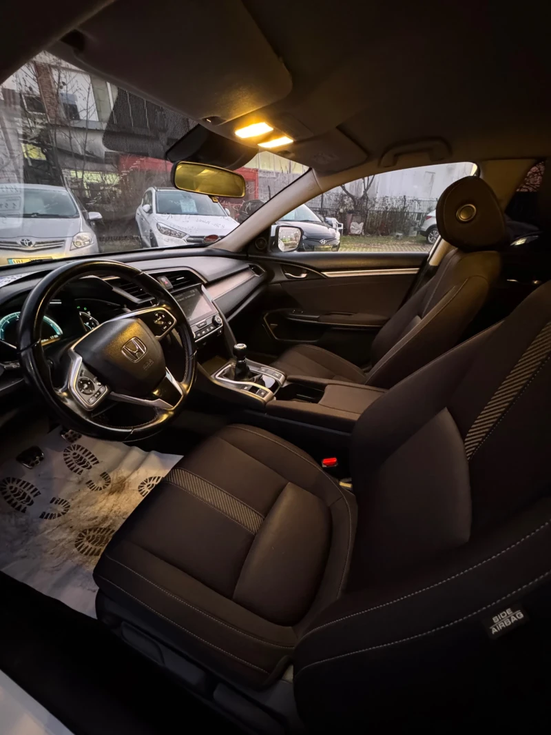 Honda Civic 1.5 SPORT SPORT , снимка 8 - Автомобили и джипове - 52726044