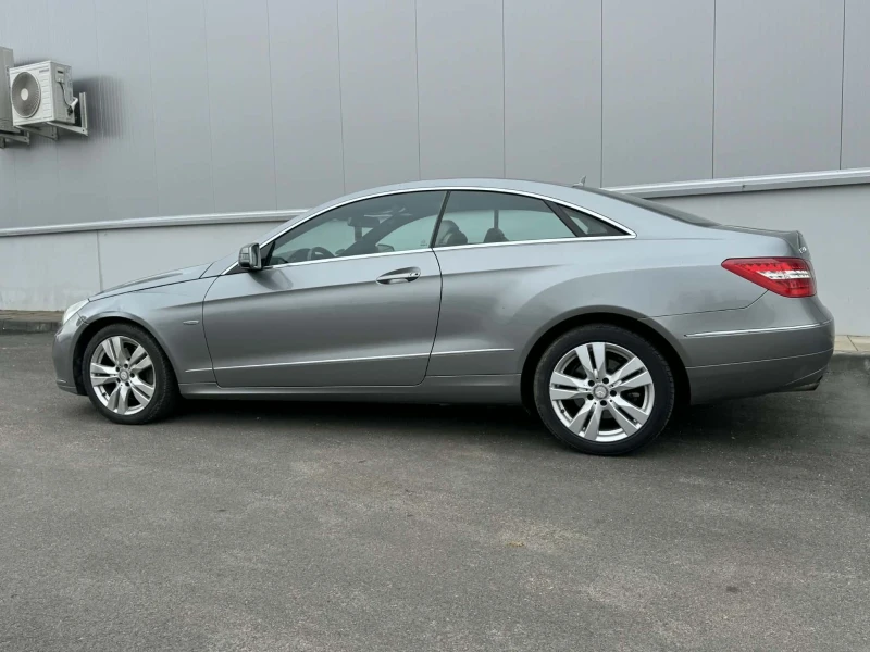 Mercedes-Benz E 350 Купе, снимка 5 - Автомобили и джипове - 53453332