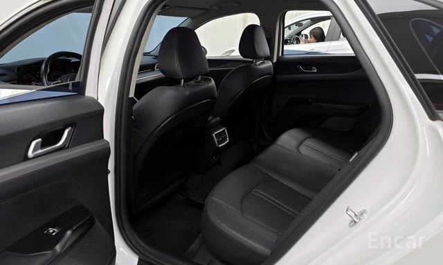 Kia K5 2.0 LPI Standard | ����� ������ | KEYLESS |  | Mobile.bg � ����������� 10