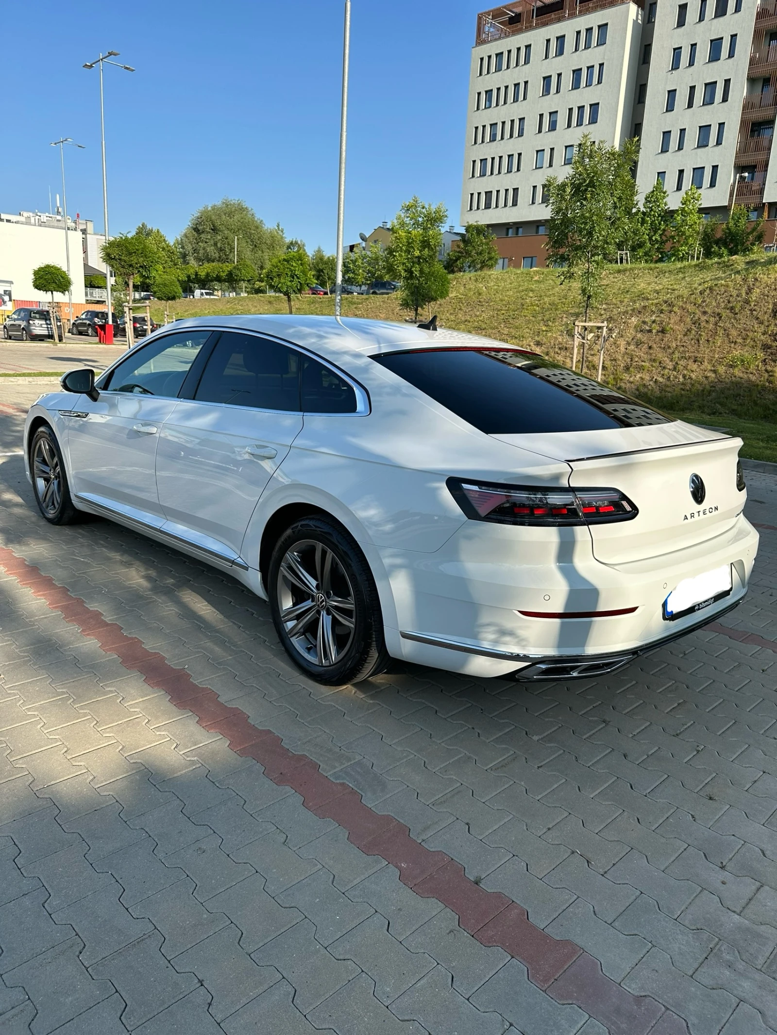 VW Arteon R-Line - изображение 4