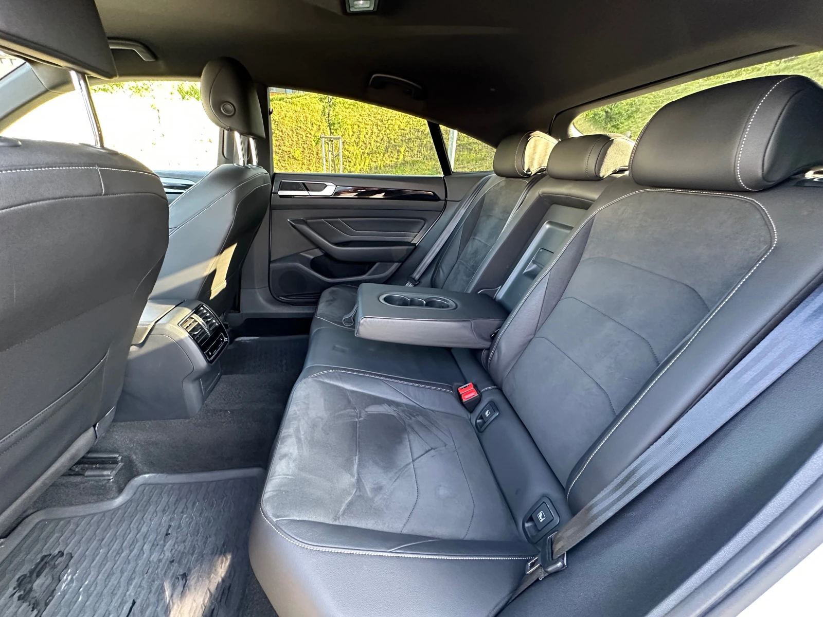 VW Arteon R-Line | Mobile.bg — изображение 11