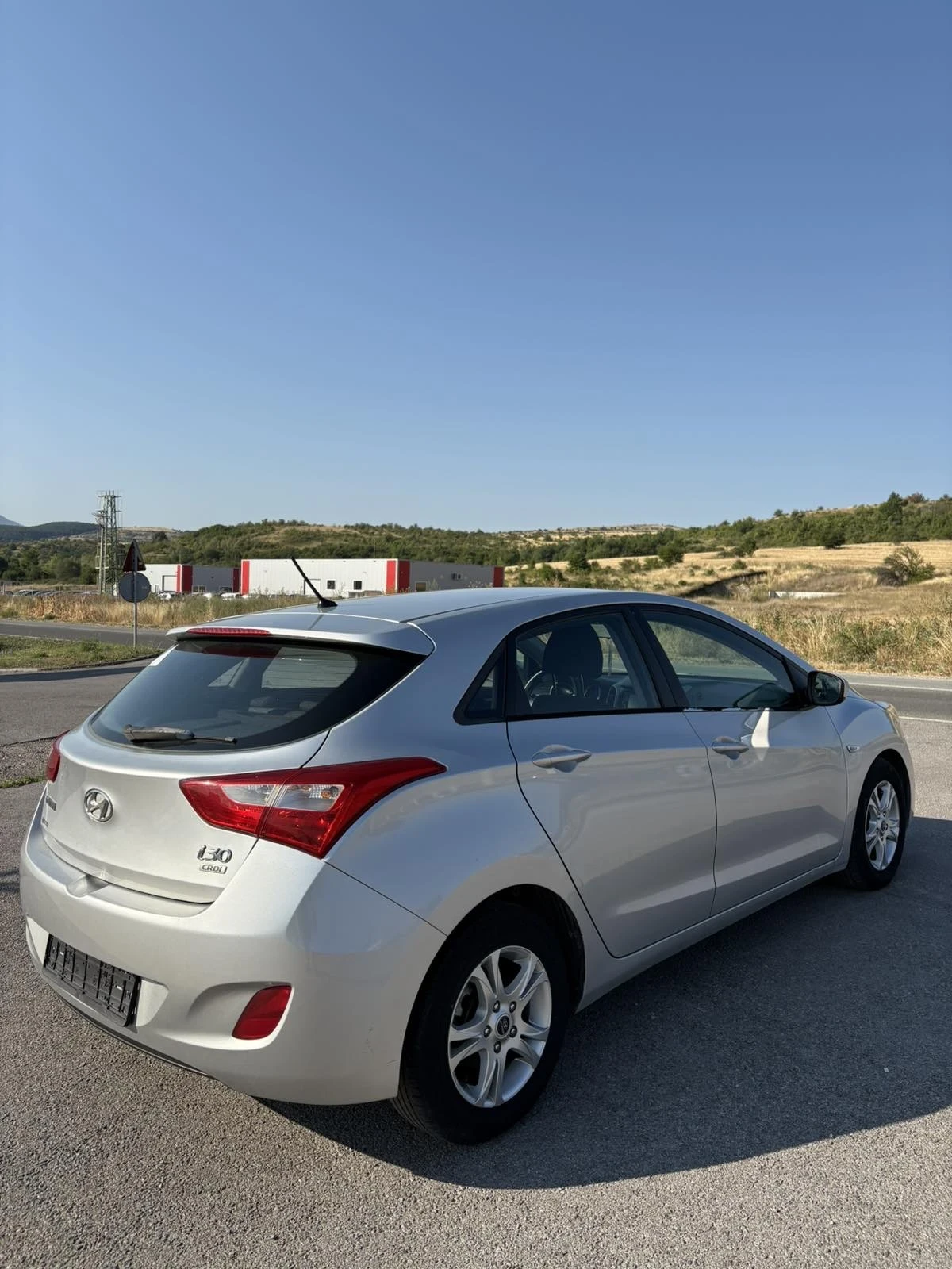 Hyundai I30 1.4CRDI E5b - изображение 6