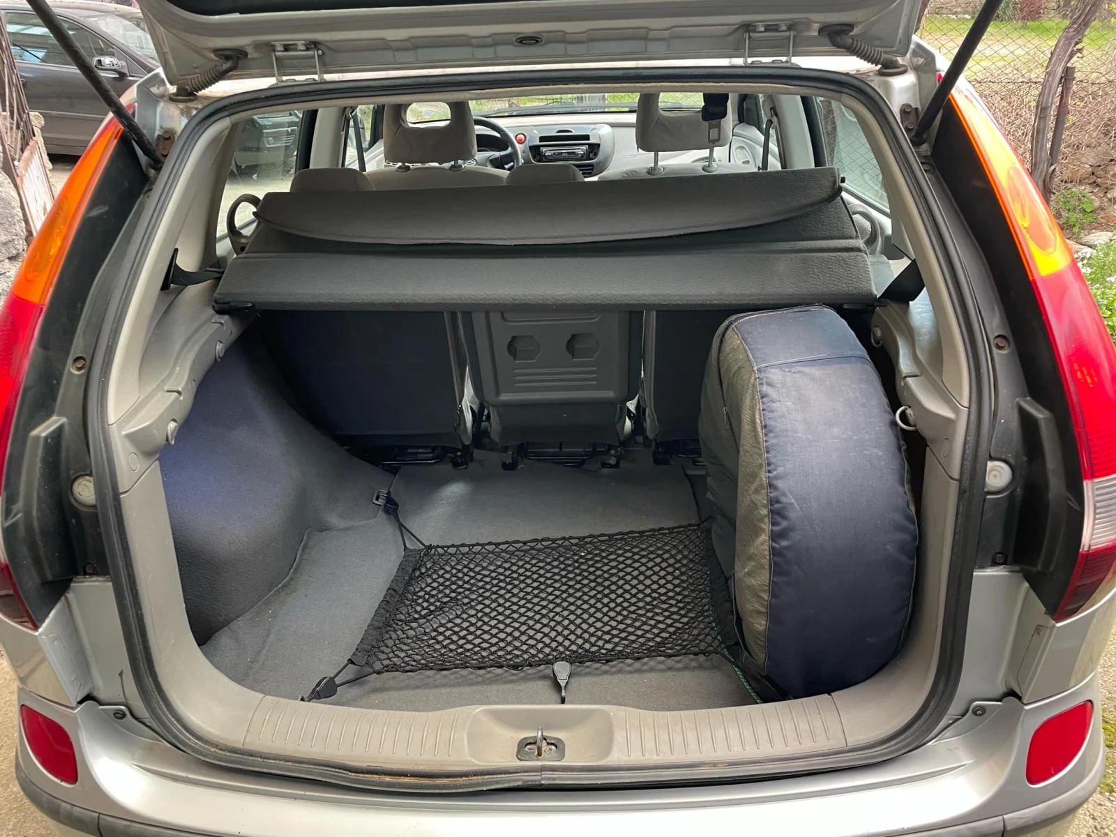 Nissan Almera tino  - изображение 7