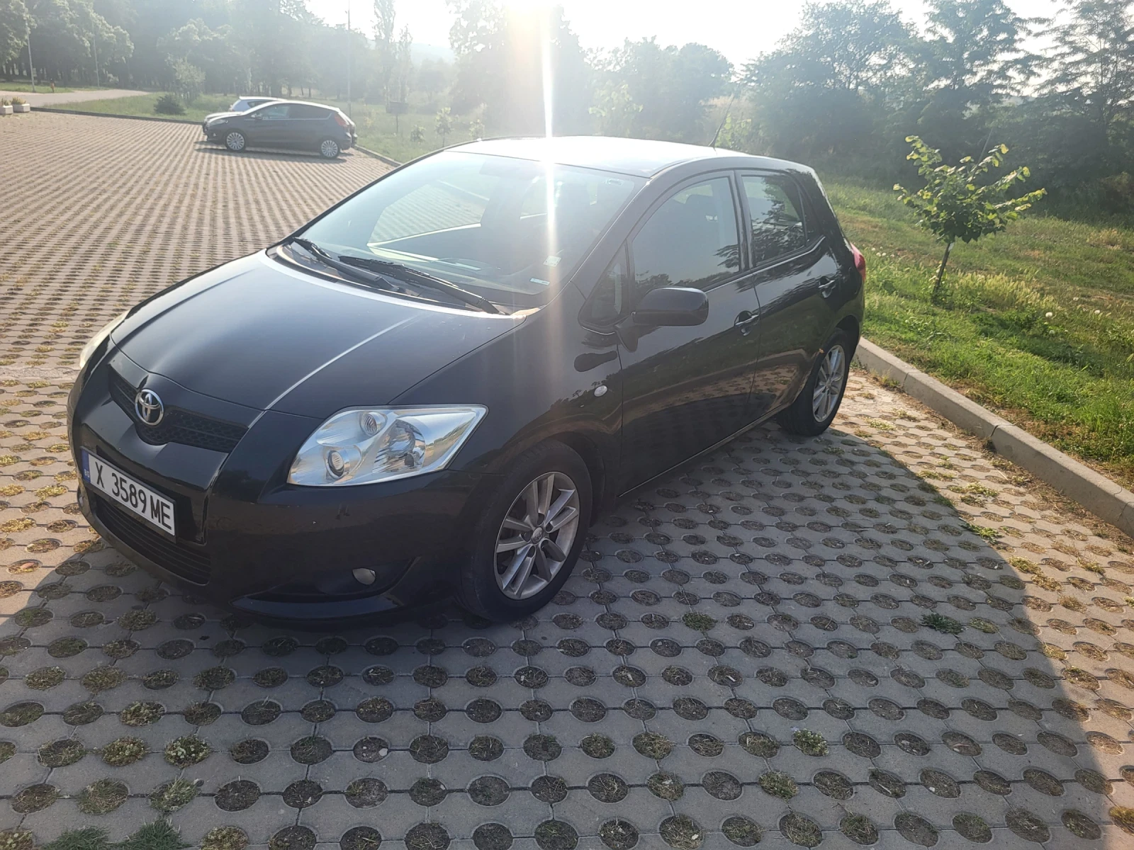 Toyota Auris  - изображение 3