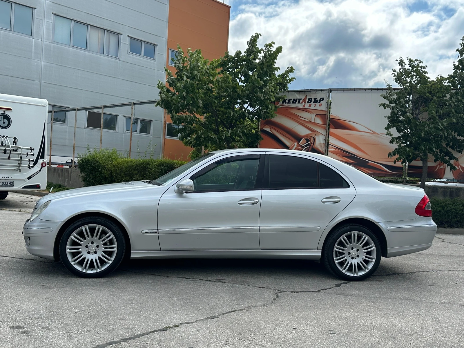 Mercedes-Benz E 320 3.0d 224 к.с. - изображение 2