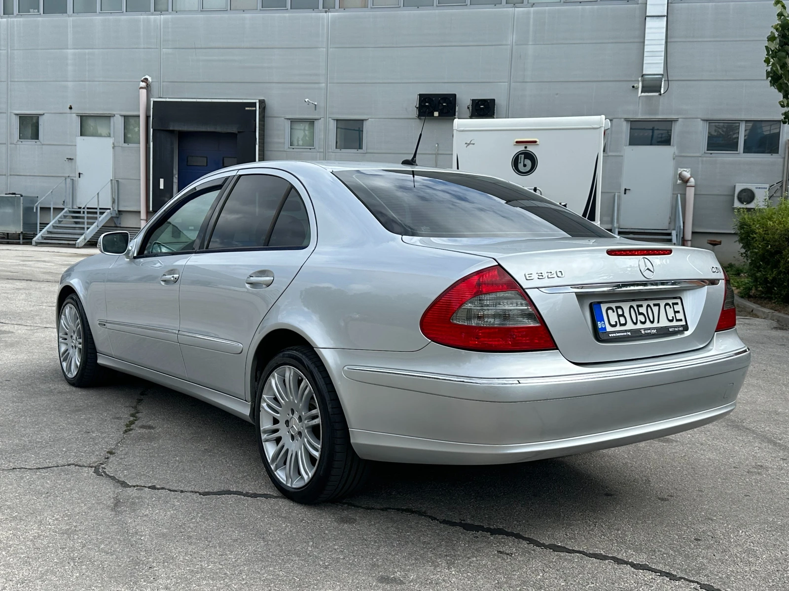 Mercedes-Benz E 320 3.0d 224 к.с. - изображение 3