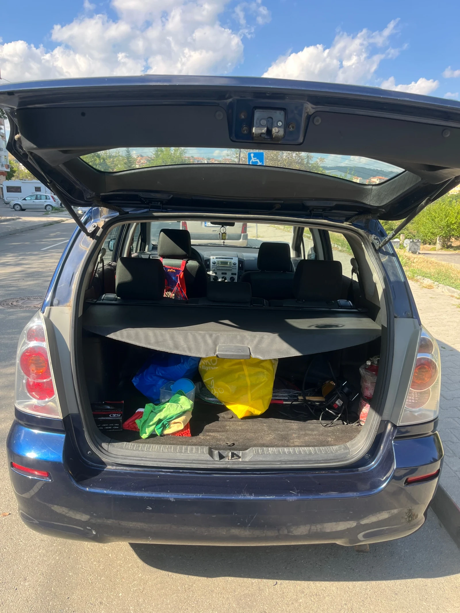 Toyota Corolla verso D4D | Mobile.bg — изображение 13