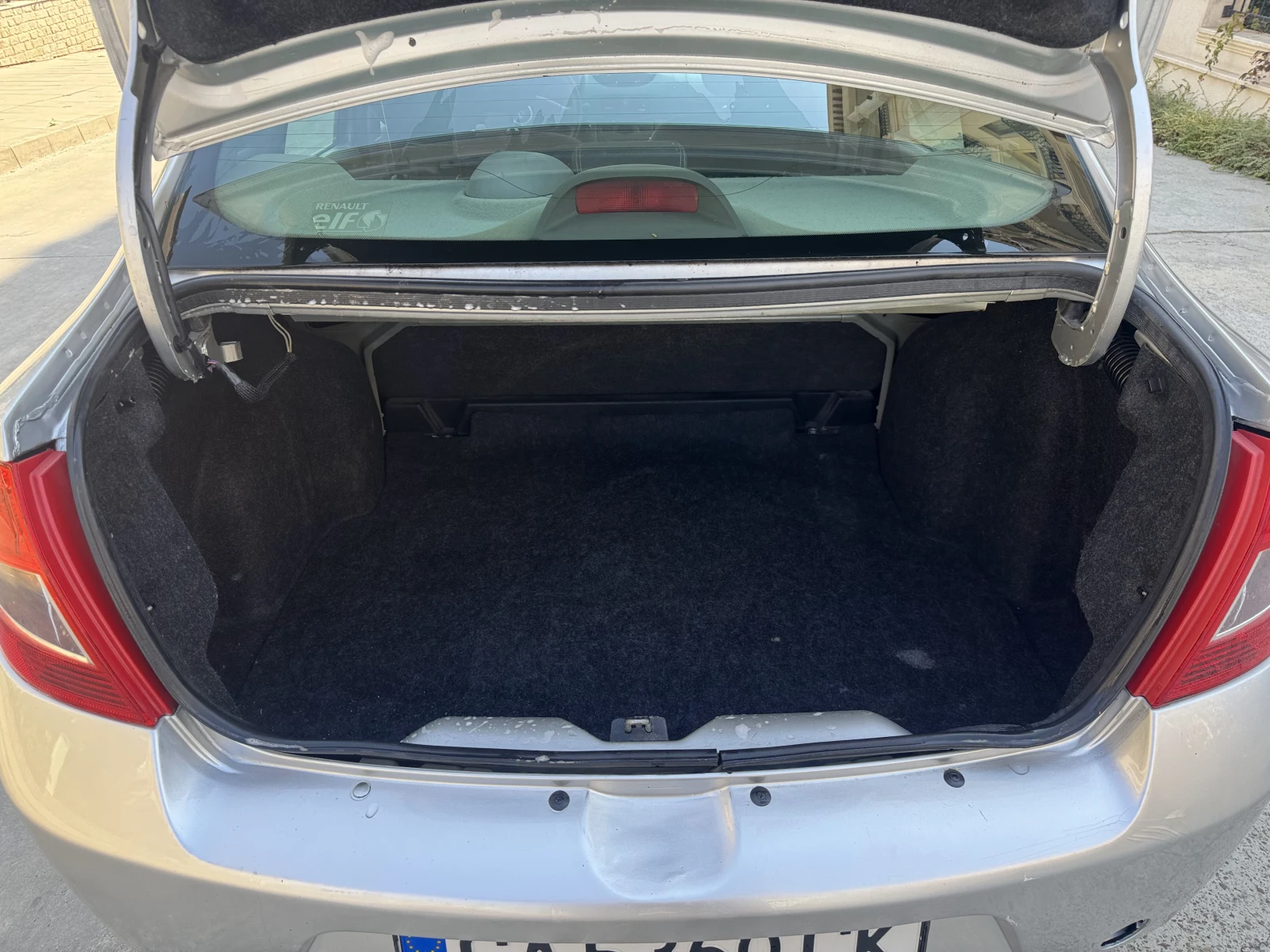 Renault Clio Symbol 1, 6 I - изображение 8