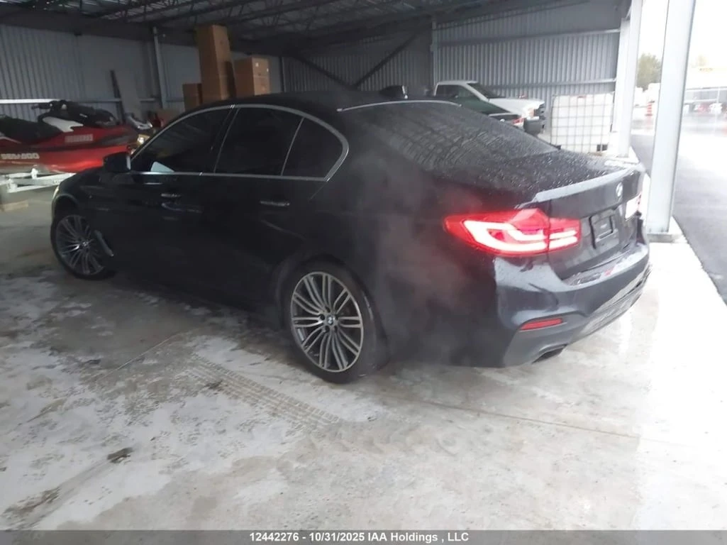 BMW 530 * XDRIVE * CARFAX * БЕЗ ПЪРВОНАЧАЛНА ВНОСКА - изображение 3