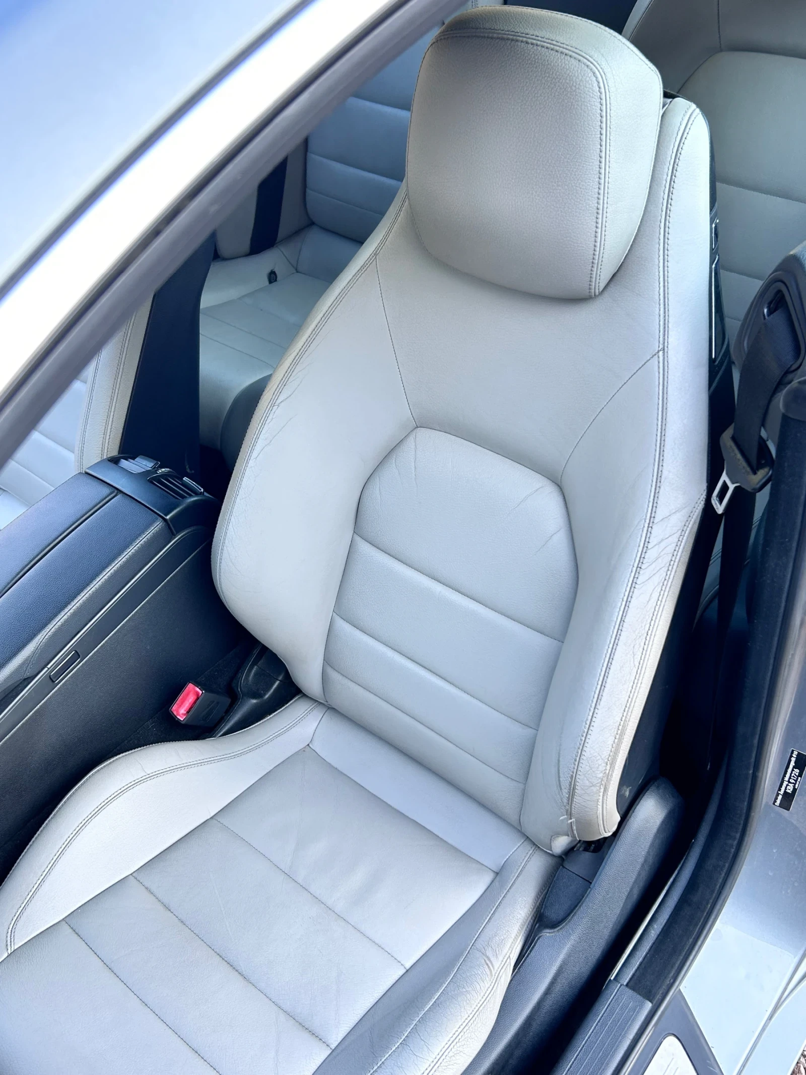 Mercedes-Benz E 350 Купе - изображение 10