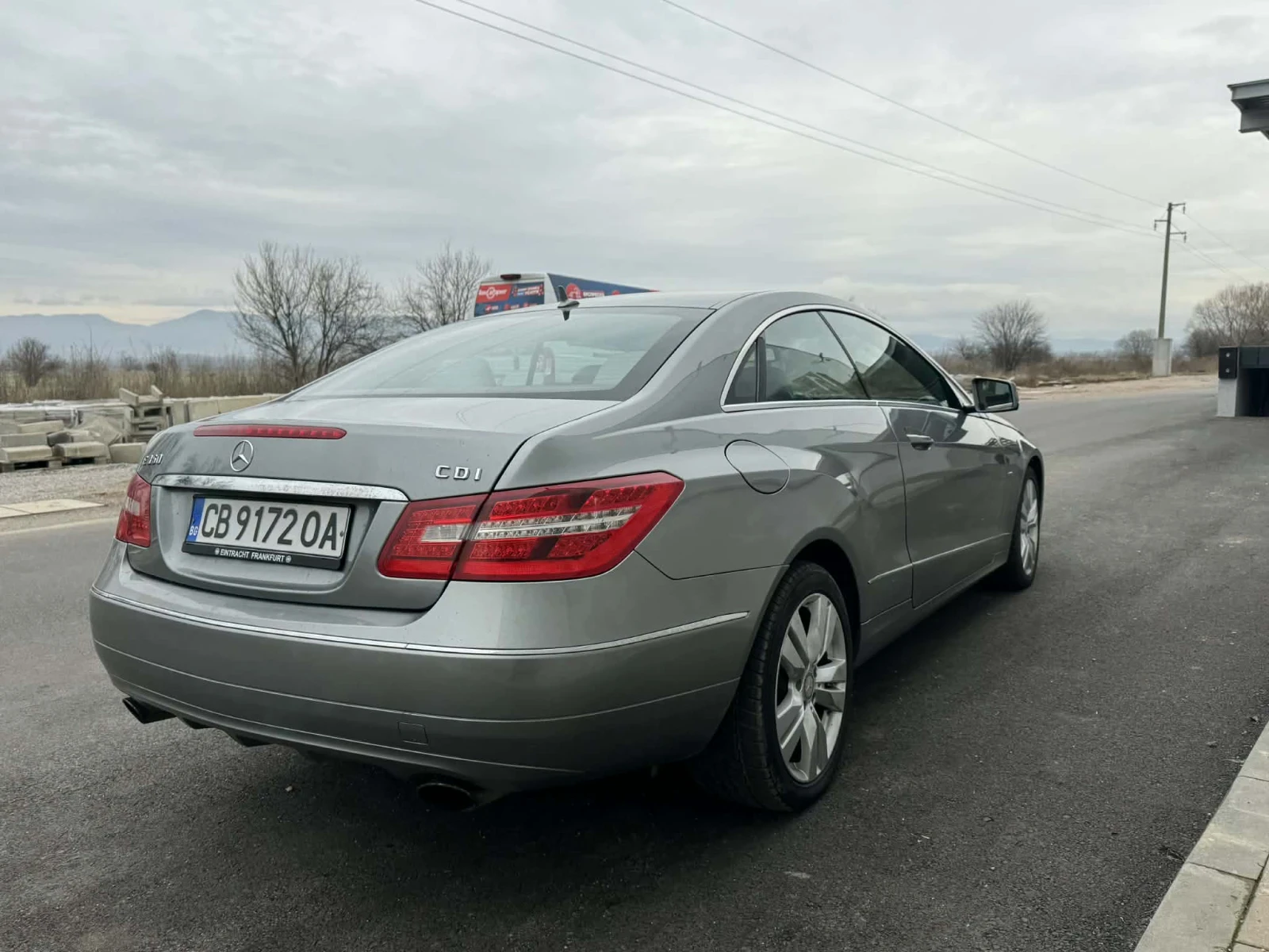 Mercedes-Benz E 350 Купе - изображение 7