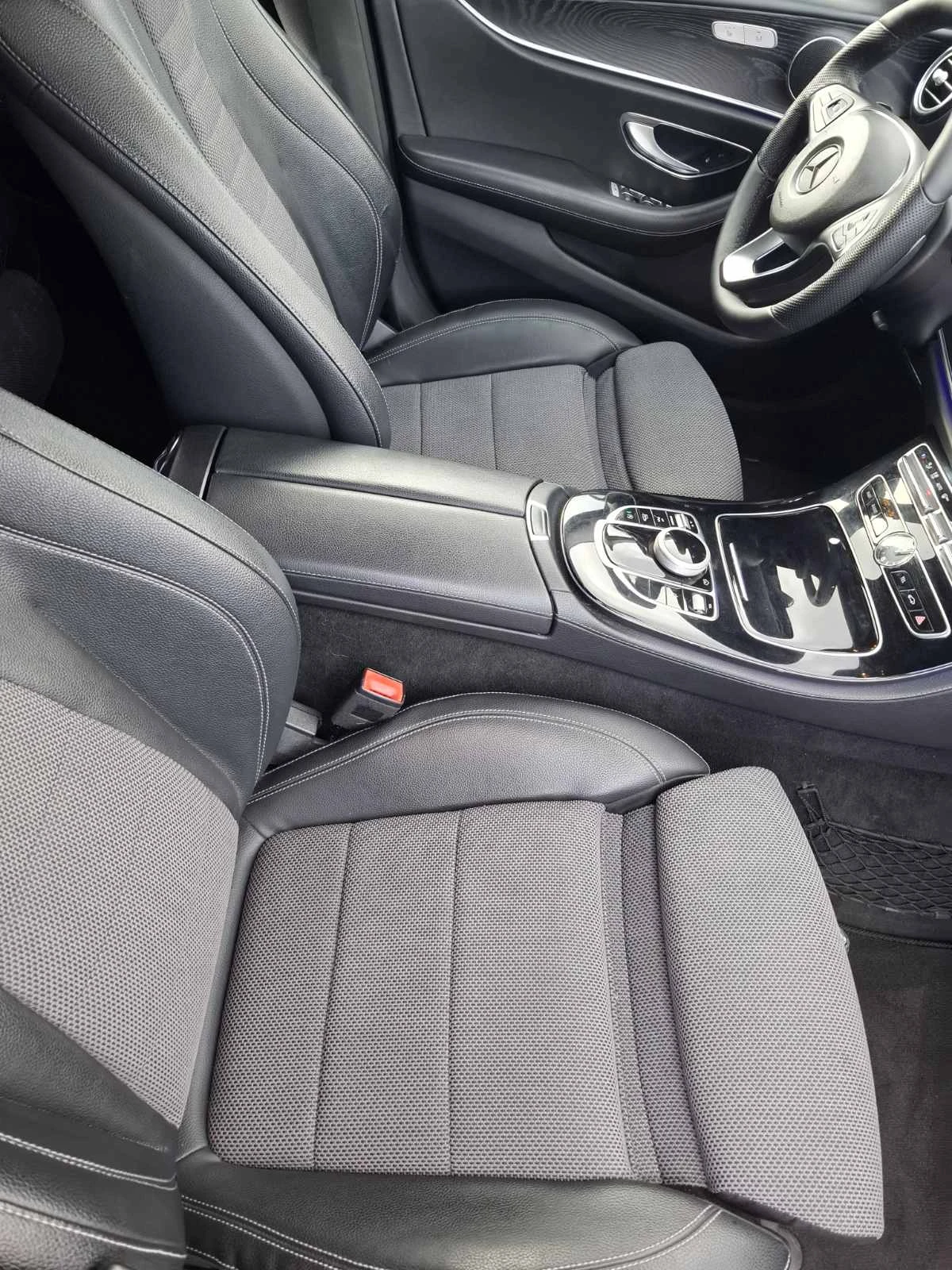 Mercedes-Benz E 220, снимка 13 - Автомобили и джипове - 53938411