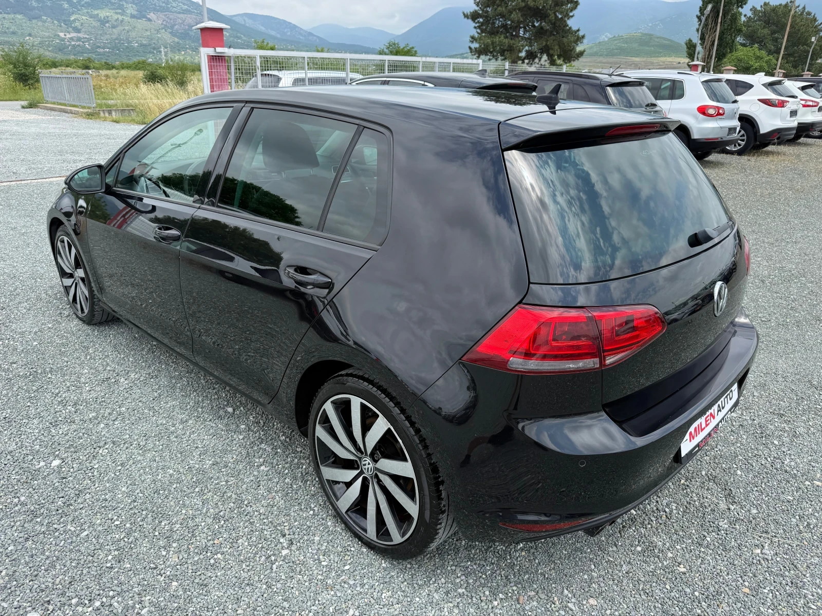 VW Golf (KATO НОВА), снимка 8 - Автомобили и джипове - 54121870