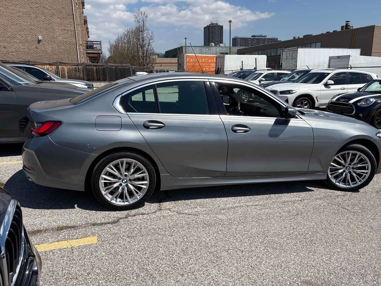 BMW 330 * 330i xDrive * CARFAX * ���� �� �� | Mobile.bg � ����������� 3