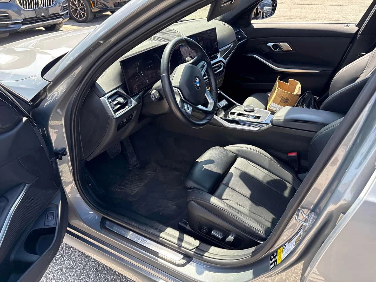 BMW 330 * 330i xDrive * CARFAX * ���� �� �� | Mobile.bg � ����������� 9