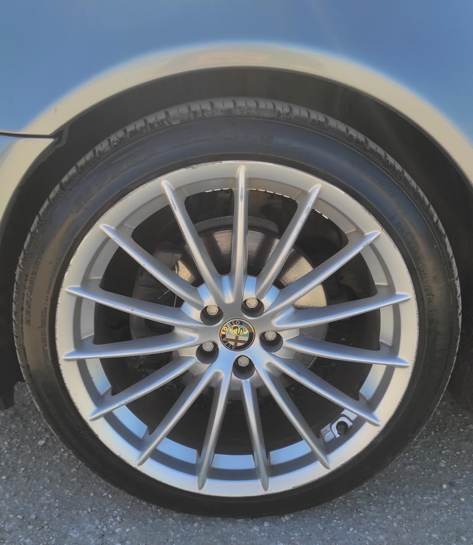 Alfa Romeo Gt 1.9 JTD, снимка 15 - Автомобили и джипове - 54380699