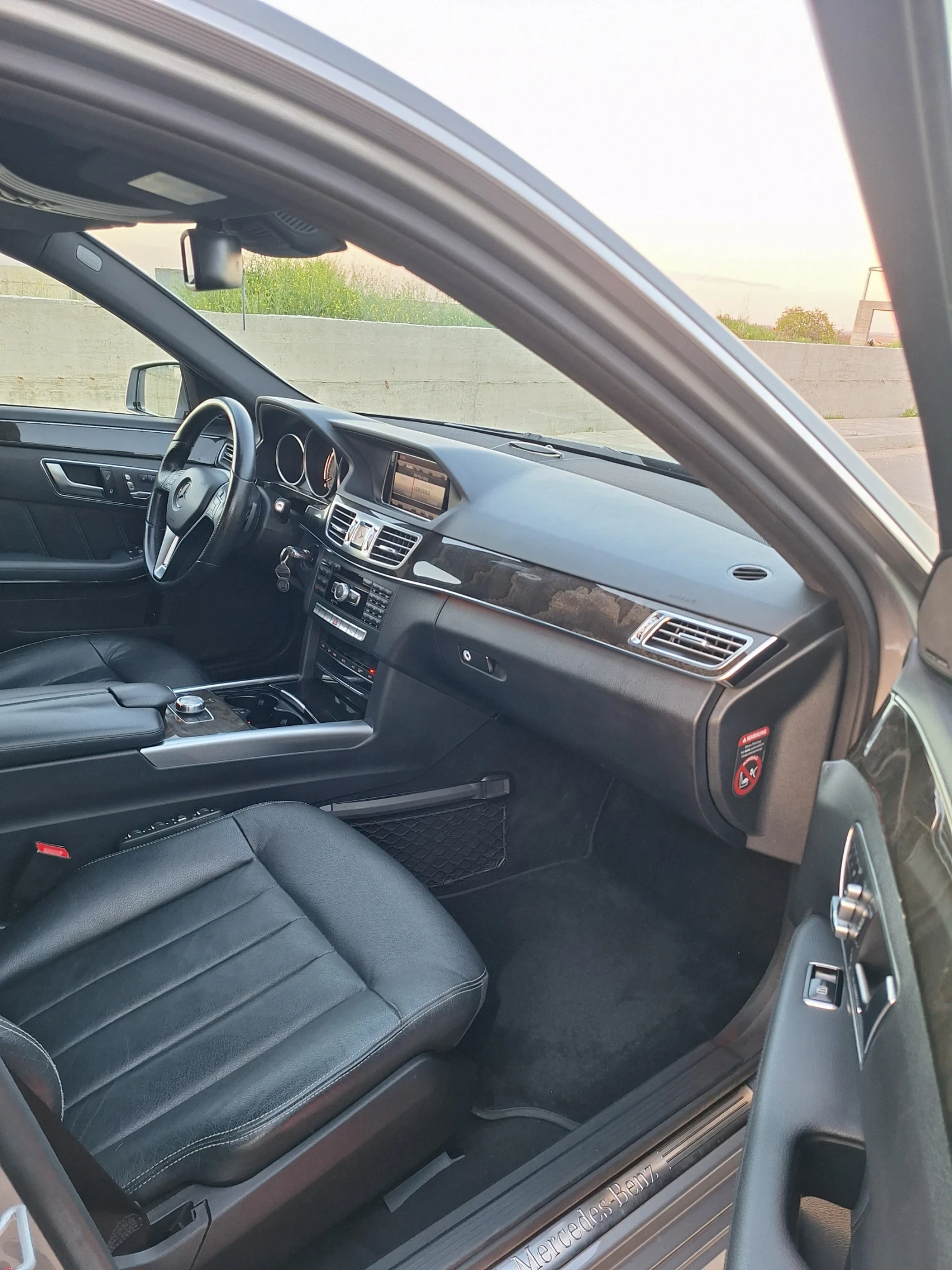 Mercedes-Benz E 350 Avantgarde ЕВРО6 САМО ЗА ЦЕНИТЕЛИ, снимка 8 - Автомобили и джипове - 54498291