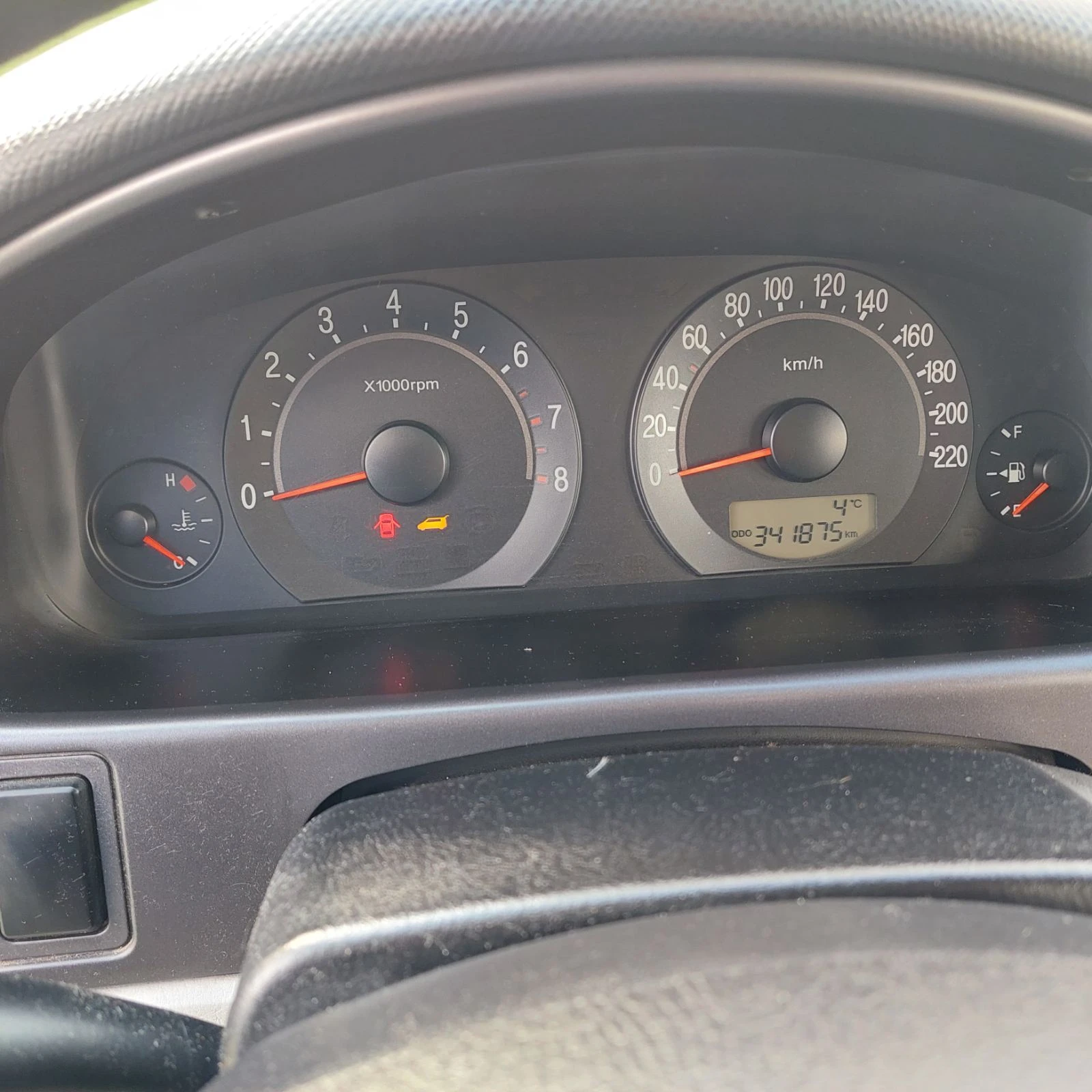 Hyundai Trajet 2.0 i 16V (136 Hp), снимка 12 - Автомобили и джипове - 54510760