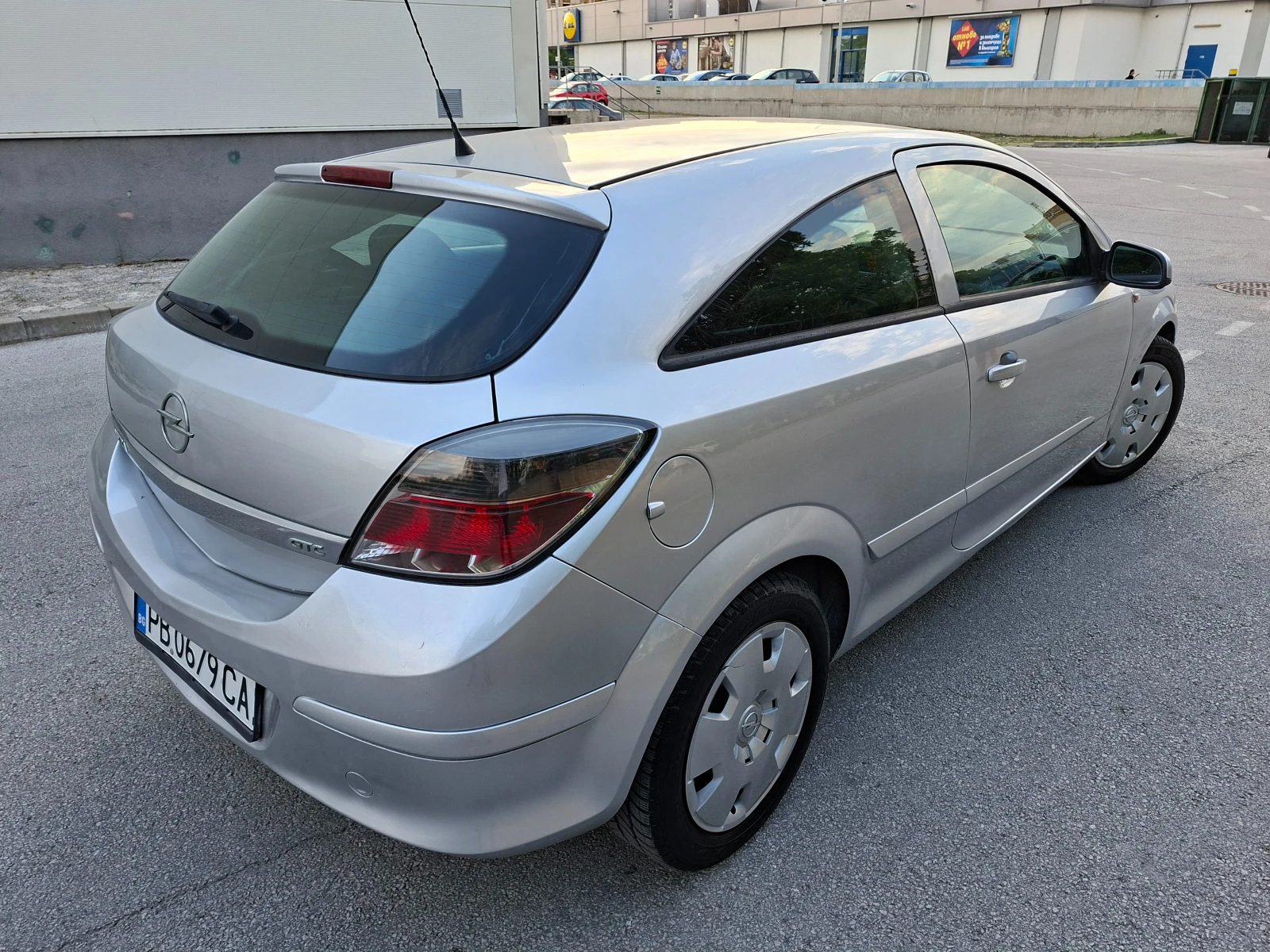 Opel Astra 1.6 Клима Топ , снимка 10 - Автомобили и джипове - 55206599
