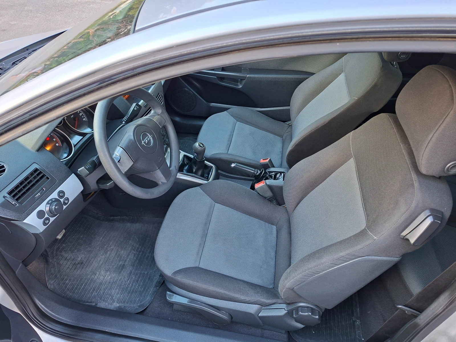 Opel Astra 1.6 Клима Топ , снимка 14 - Автомобили и джипове - 55206599